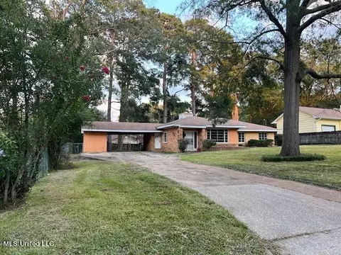 3938 Oakhill Dr, Jackson, MS 39206 photo 2