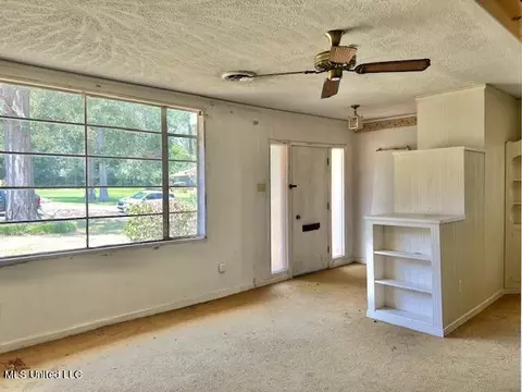 3938 Oakhill Dr, Jackson, MS 39206 photo 5