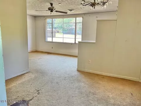 3938 Oakhill Dr, Jackson, MS 39206 photo 4