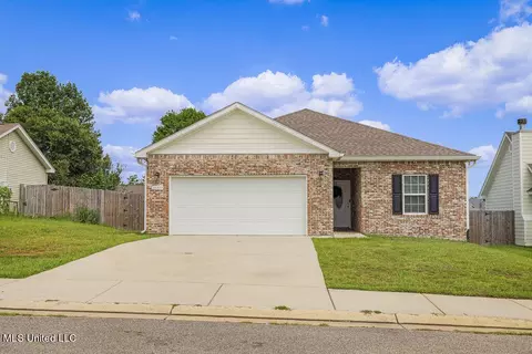 18329 Tiffany Renee Dr, Gulfport, MS 39503