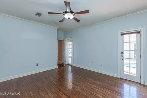 Bedroom - 211 Cherry Dr, Brandon, MS 39042 photo 2 of 5