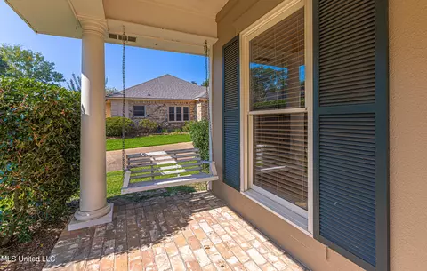 Exterior - 211 Cherry Dr, Brandon, MS 39042 photo 7 of 16