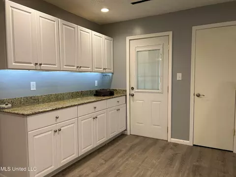 334 Savanna St, Jackson, MS 39212 photo 17