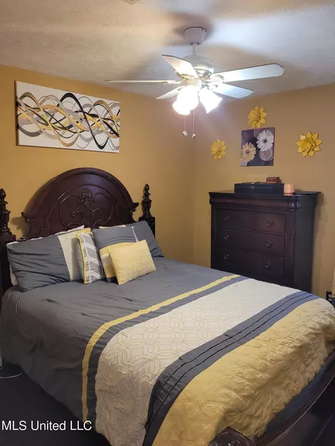 Bedroom - 138 Chestnut Cv, Jackson, MS 39212 photo 2 of 2