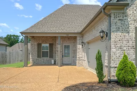 502 Jack Dr, Hernando, MS 38632 photo 2