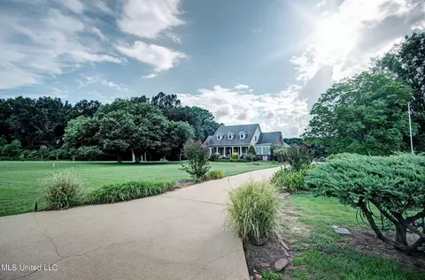 5174 Old Hillsboro Rd, Forest, MS 39074