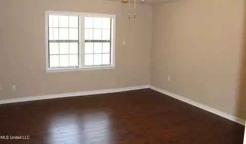 Bedroom - 225 Oak Bnd, Madison, MS 39110 photo 2 of 2