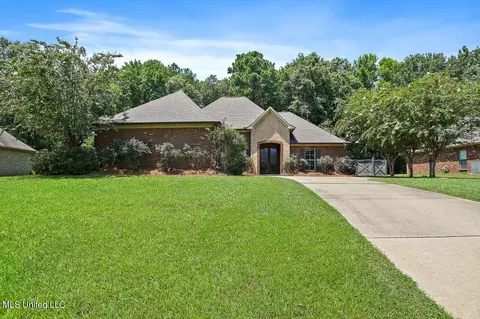 114 Belle Oak Dr, Brandon, MS 39042