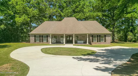 52 Tower Rd, Wiggins, MS 39577