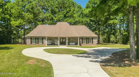 52 Tower Rd, Wiggins, MS 39577 photo 4