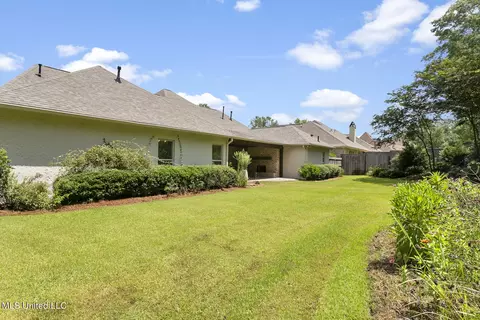 Exterior - 818 Beaumont Dr, Madison, MS 39110 photo 4 of 7