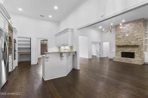 Other - 818 Beaumont Dr, Madison, MS 39110 photo 6 of 11