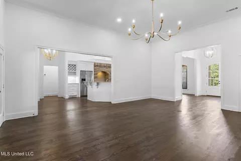 Other - 818 Beaumont Dr, Madison, MS 39110 photo 5 of 11