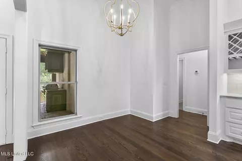 Dining - 818 Beaumont Dr, Madison, MS 39110 photo 1 of 1