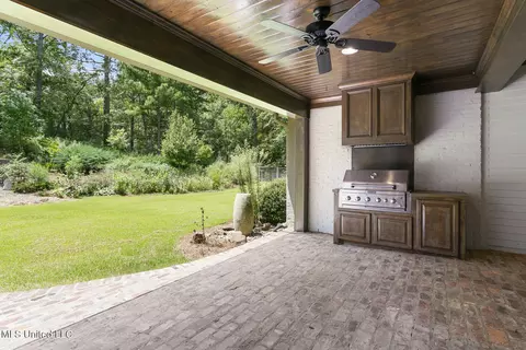 Other - 818 Beaumont Dr, Madison, MS 39110 photo 3 of 11