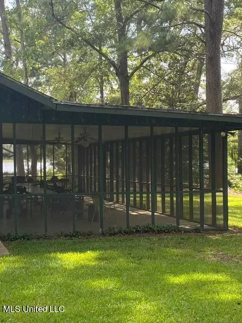3941 Lake Catherine Dr, Jackson, MS 39212 photo 5