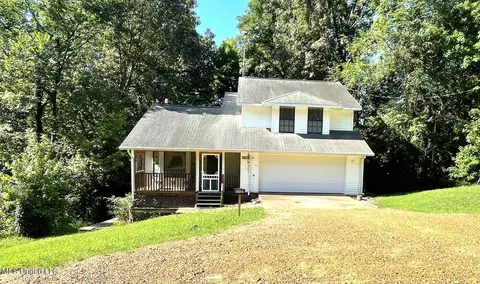 11131 Horseshoe Bnd, Hernando, MS 38632
