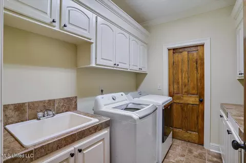 Other - 123 Meadowcreek Dr, Brandon, MS 39042 photo 7 of 11