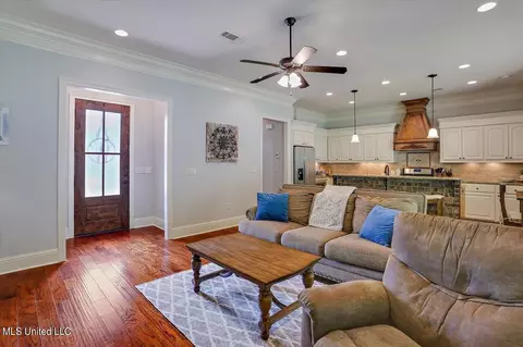 Other - 123 Meadowcreek Dr, Brandon, MS 39042 photo 4 of 11