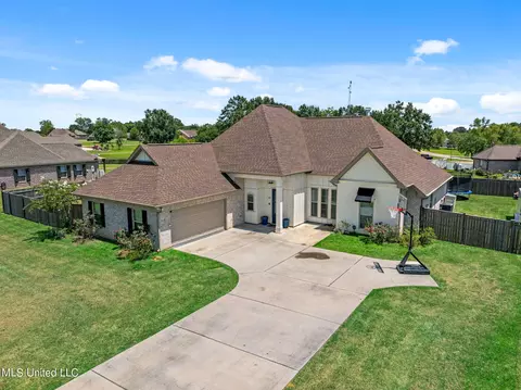 10 Bellmeade Dr, Carriere, MS 39426