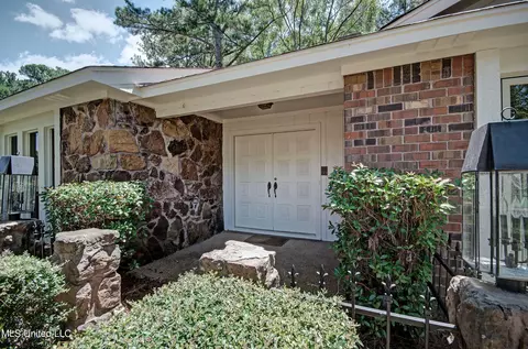 Other - 215 Edinburgh Ct, Brandon, MS 39047 photo 1 of 15