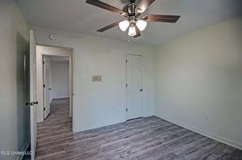 Bedroom - 215 Edinburgh Ct, Brandon, MS 39047 photo 1 of 3