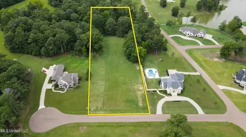 5959 Ginners Ln, Hernando, MS 38632