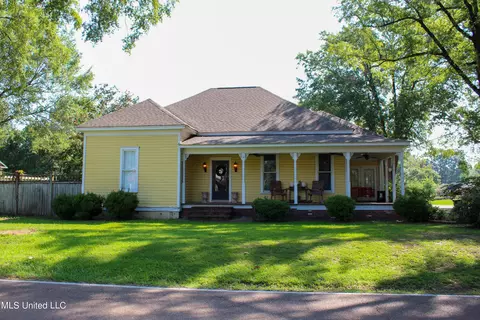 700 Poplar St, Greenwood, MS 38930