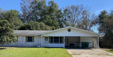 204 N Wilson Blvd, Gulfport, MS 39503