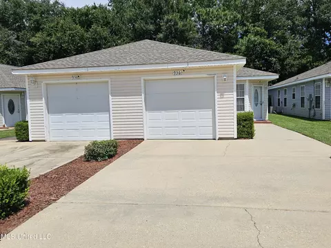 936 Greystone Dr #34B, Biloxi, MS 39532