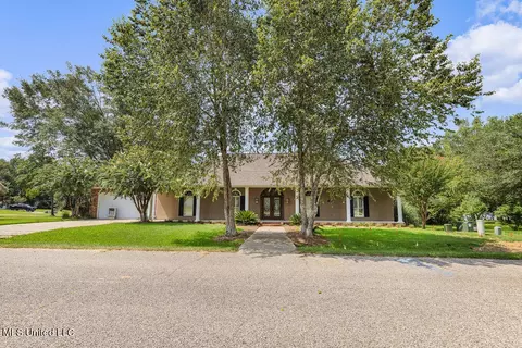 19412 Windward Cv, Gulfport, MS 39503