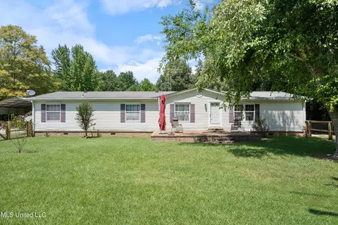 4886 Marianna Rd, Holly Springs, MS 38635