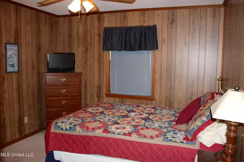 Bedroom - 128 Lake Dr, Lucedale, MS 39452 photo 1 of 2