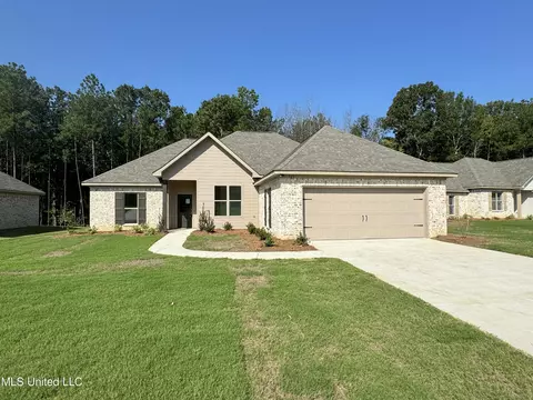 729 Magnolia Point Cir, Pearl, MS 39208