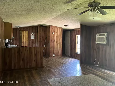 888 Highway 35, Holcomb, MS 38940 photo 6