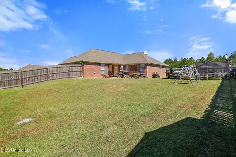 Exterior - 301 Duckworth Pl, Florence, MS 39073 photo 7 of 8