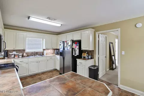 Other - 301 Duckworth Pl, Florence, MS 39073 photo 6 of 8