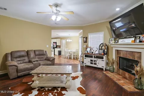 Other - 301 Duckworth Pl, Florence, MS 39073 photo 4 of 8