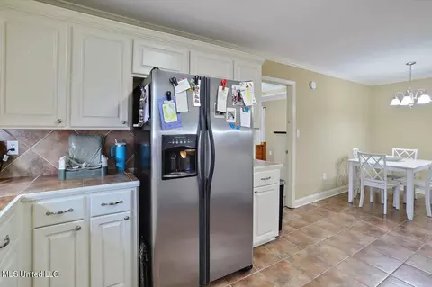 Kitchen - 301 Duckworth Pl, Florence, MS 39073 photo 2 of 3