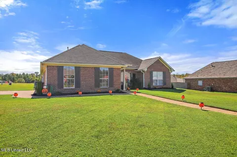 Exterior - 301 Duckworth Pl, Florence, MS 39073 photo 3 of 8