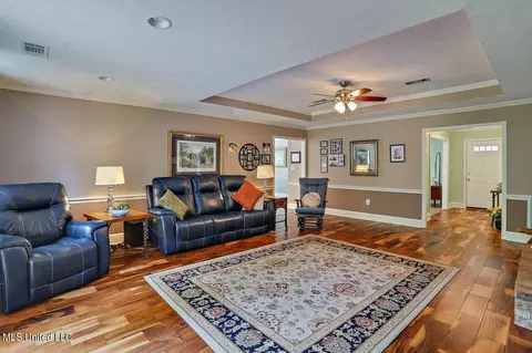 500 Treeline Dr, Brandon, MS 39042 photo 9