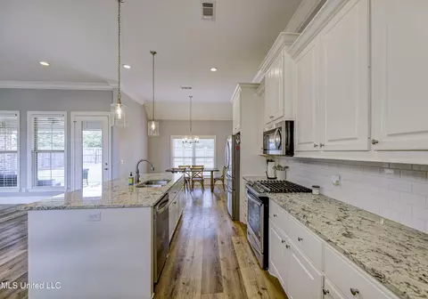 233 Dunbar Trl, Canton, MS 39046 photo 14