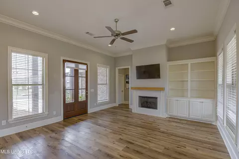 233 Dunbar Trl, Canton, MS 39046 photo 9