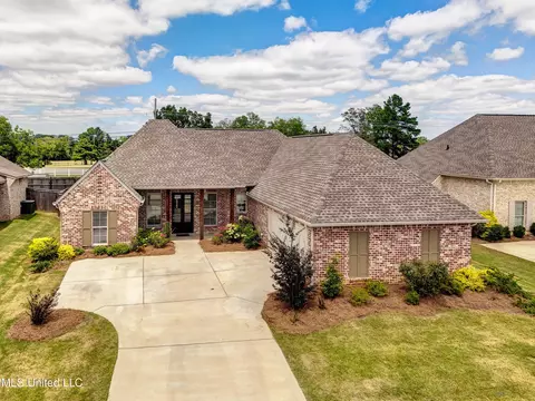 233 Dunbar Trl, Canton, MS 39046 photo 2