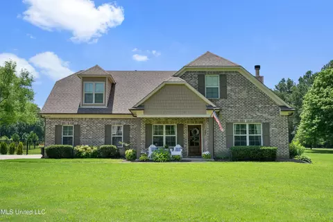 6783 Richardson Ln, Hernando, MS 38632