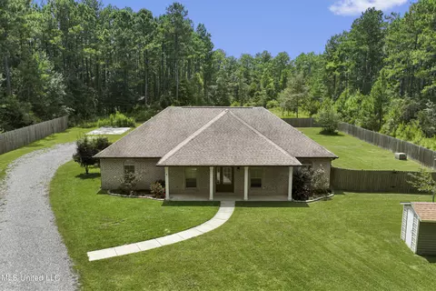 13011 Desoto Bluff Cir, Vancleave, MS 39565