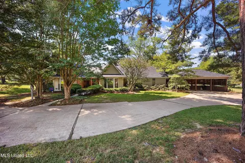 371 St Augustine Dr, Madison, MS 39110 photo 1