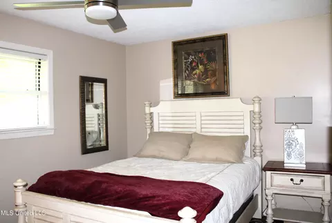 Bedroom - 9549 Stuart St, Olive Branch, MS 38654 photo 2 of 3