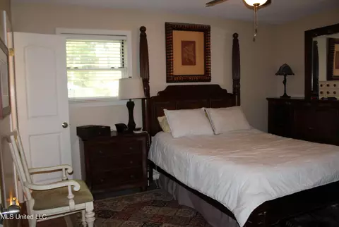 Bedroom - 9549 Stuart St, Olive Branch, MS 38654 photo 1 of 3