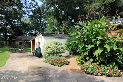 Exterior - 9549 Stuart St, Olive Branch, MS 38654 photo 11 of 12